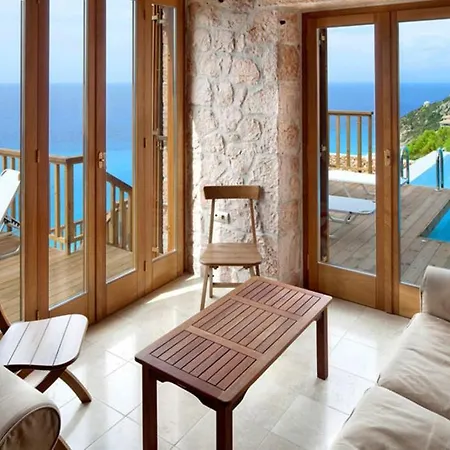 Beyond Villas Agios Nikitas Room photo