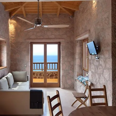 Beyond Villas Agios Nikitas Room photo